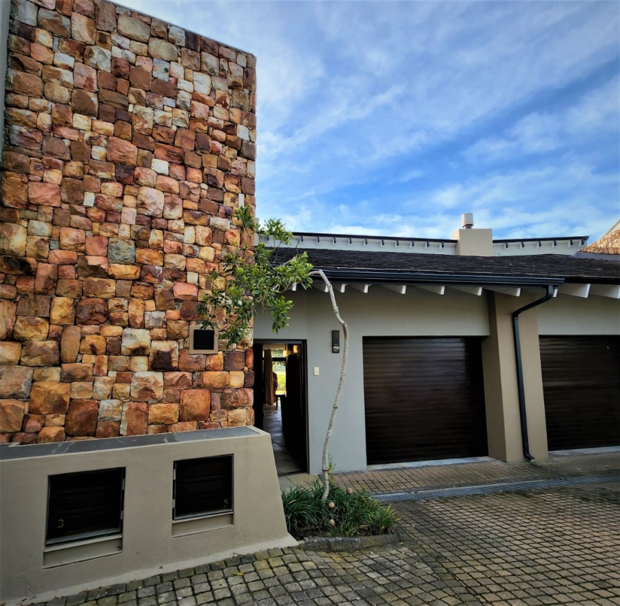 To Let 2 Bedroom Property for Rent in Oubaai Western Cape